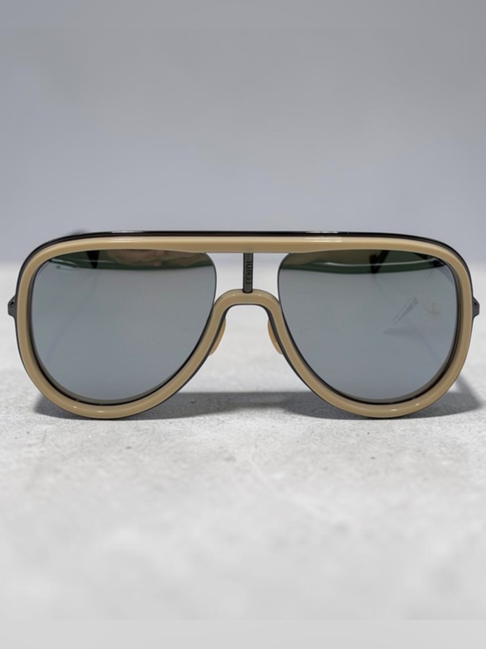 RARE Authentic Fendi FF M0068/S 0BK White Silver 57MM Aviator Sunglasses